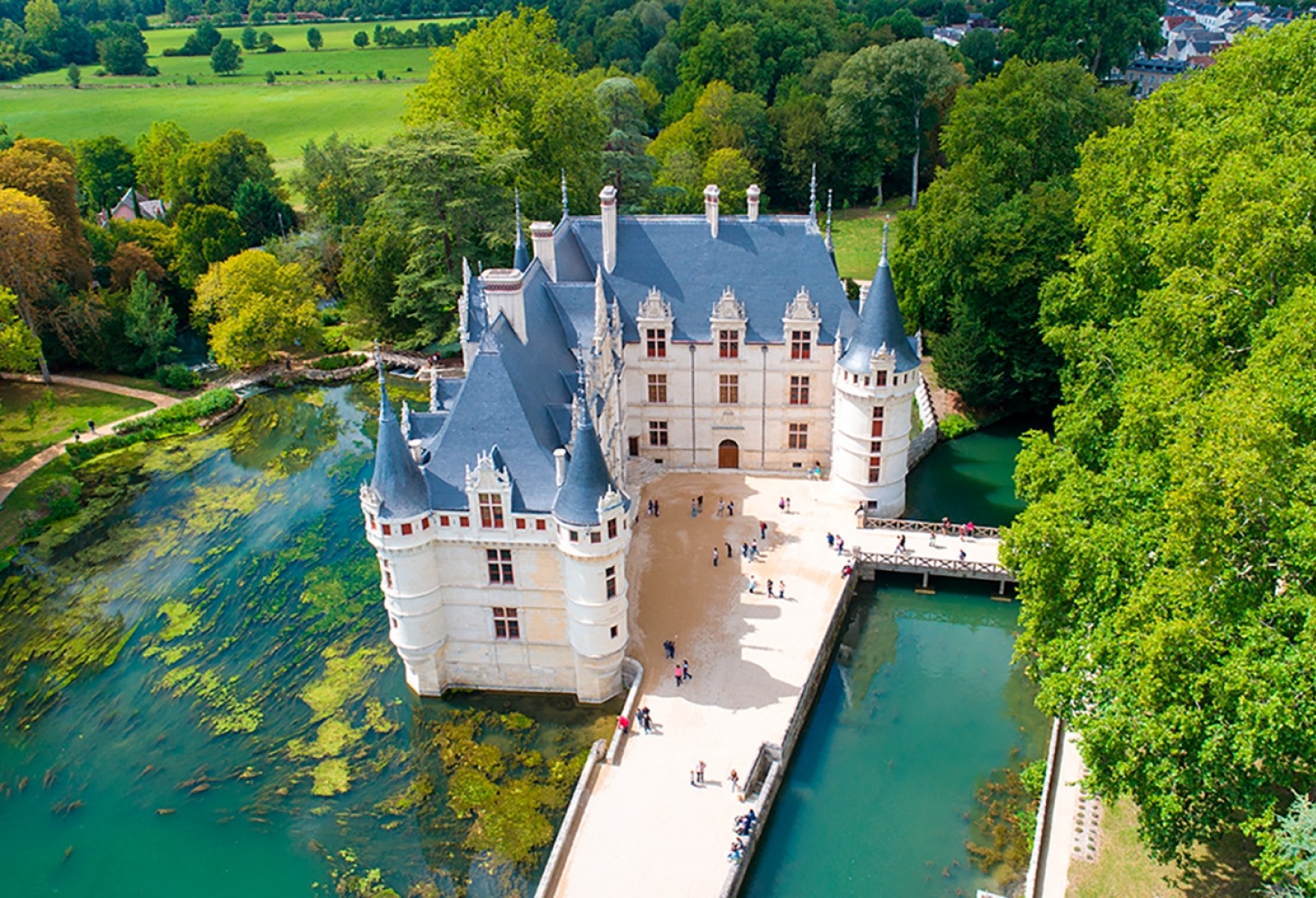 Фотография: Топ-10 самых красивых замков Франции №10 - BigPicture.ru