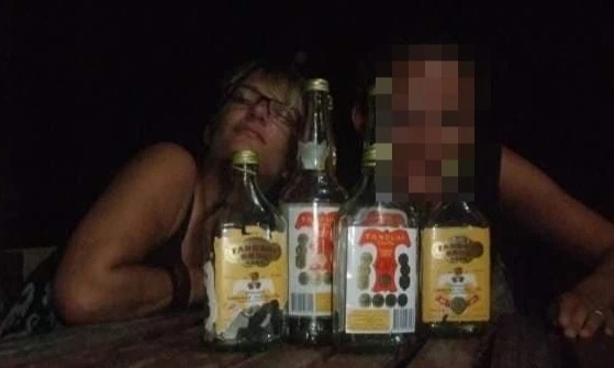 Фотография: Британка начала пить с 13 лет, а в 47 стала трезвенницей, чуть не потеряв семью №3 - BigPicture.ru