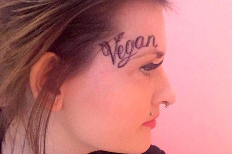 Фотография: 22 татуировки для веганов и вегетарианцев №6 - BigPicture.ru
