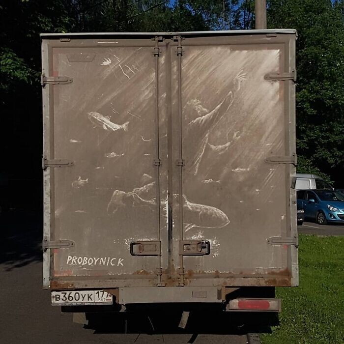 Фотография: 35 крутых рисунков на грязных грузовиках от художника Никиты Голубева ака Pro Boy Nick №7 - BigPicture.ru