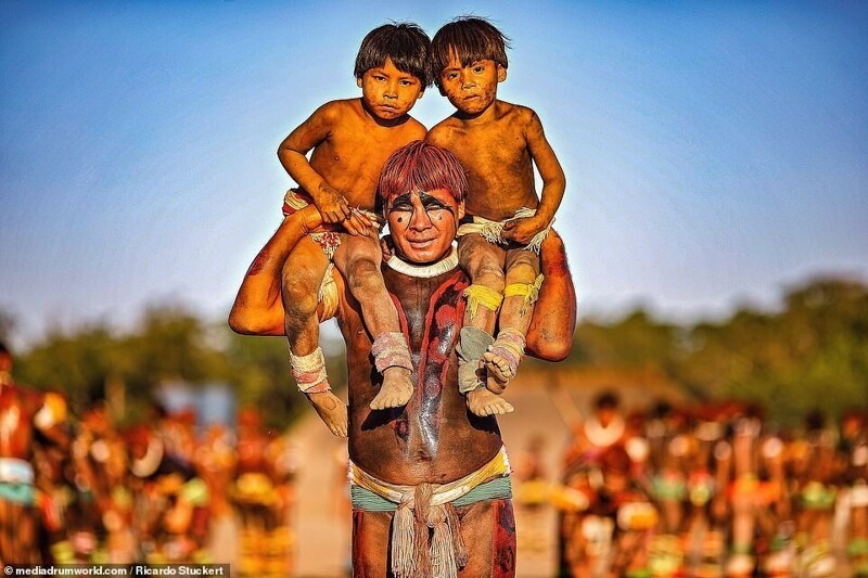 Фотография: Хранители Амазонки: как живут коренные племена Бразилии сегодня №10 - BigPicture.ru