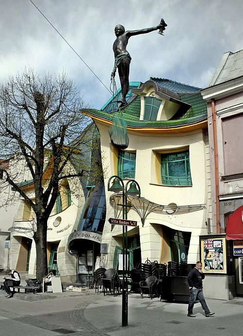 Фотография: Как выглядит Кривой дом в польском Сопоте №10 - BigPicture.ru