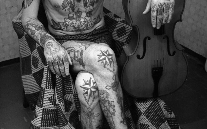 Фотография: Кольщик наколи мне..., или Почему не нужно украшать себя тату со звездами №5 - BigPicture.ru