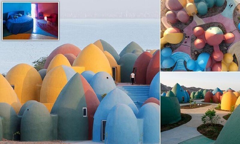 Фотография: Как выглядит Маджара, яркий мультяшный курорт на иранском острове Ормуз №1 - BigPicture.ru