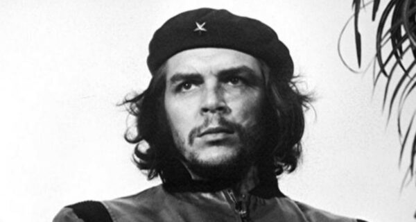 8 знаменитых фото, за которыми скрываются захватывающие истории