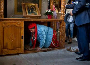 К какому вероисповеданию относятся цыгане и чем необычна их вера