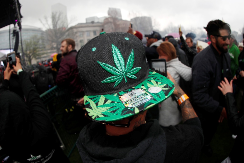 Код 420 — что связывает американских любителей марихуаны с этой цифрой