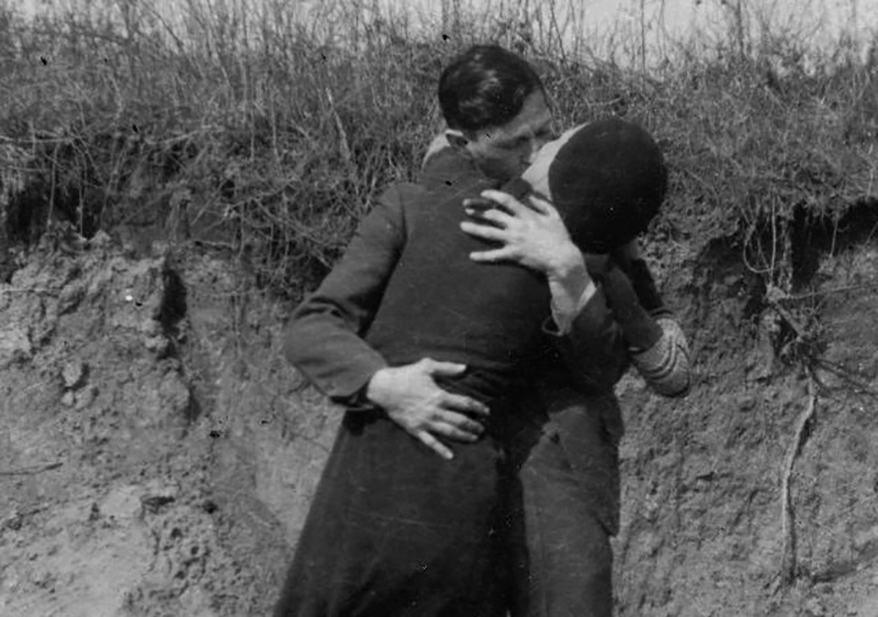 Фотография: Фотографии настоящих Бонни и Клайда, снятые в 1933 году №1 - BigPicture.ru