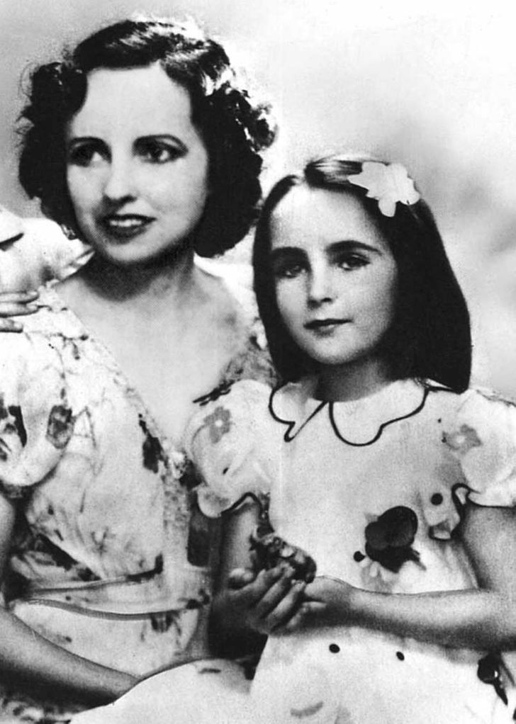 Элизабет Тейлор и ее мама Сара