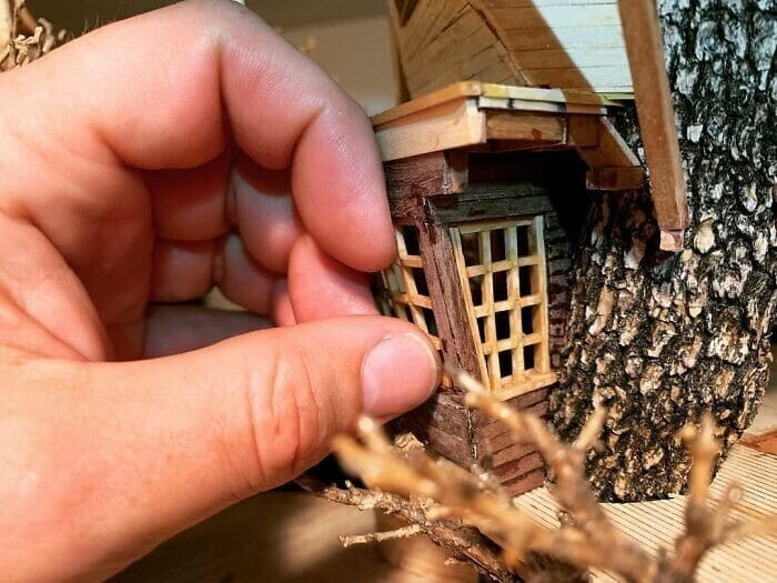 Фотография: Крохотные домики на деревьях бонсай от умельца Дейва Крика №22 - BigPicture.ru