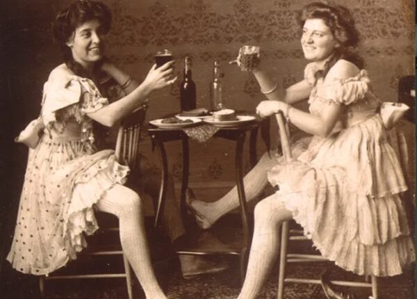 Алкоголизм и лечение ртутью: как жили женщины в русских публичных домах XIX века