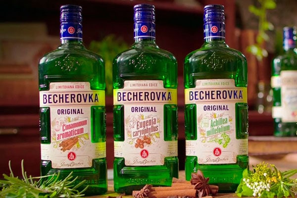 Фотография: Бейлис, Ксю-Ксю и Бехеровка: делаем недорогие домашние аналоги любимых напитков №5 - BigPicture.ru