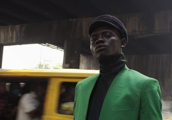 Звезда из-под моста, или Как бездомный из Нигерии случайно стал моделью