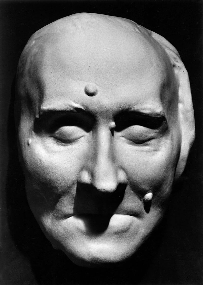 Фотография: 26 посмертных масок известных исторических личностей №15 - BigPicture.ru
