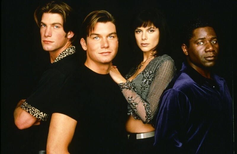 20 забытых сериалов из 90-х, которые показывали по СТС в первый год вещания