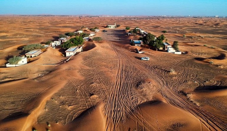 Фотография: Заброшенный поселок-призрак Аль-Мадам в песках Эмиратов №2 - BigPicture.ru