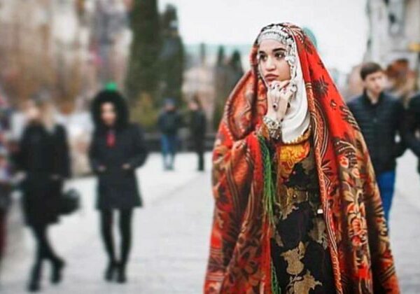 Марьям Алиева и ее «Дневники горянки»: за что боготворят и ненавидят блогера из Дагестана