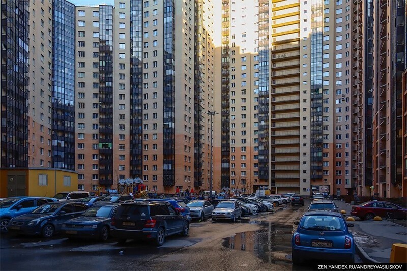 Фотография: 35 подъездов, 3708 квартир: как выглядит человейник-гигант в Санкт-Петербурге №12 - BigPicture.ru