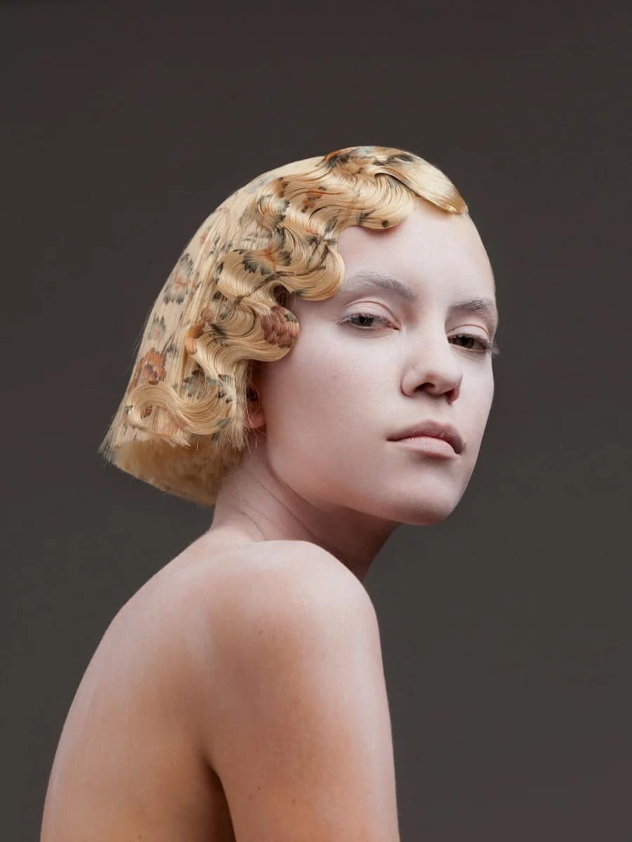 Фотография: Как выглядит цифровая печать на волосах: стилист украсил прически узорами барокко №3 - BigPicture.ru