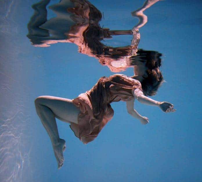 Чувственная подводная фотография Марты Сирко