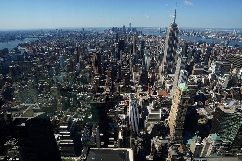 Фотография: Новая страшная достопримечательность Нью-Йорка: смотровая площадка высотой 370 метров №9 - BigPicture.ru