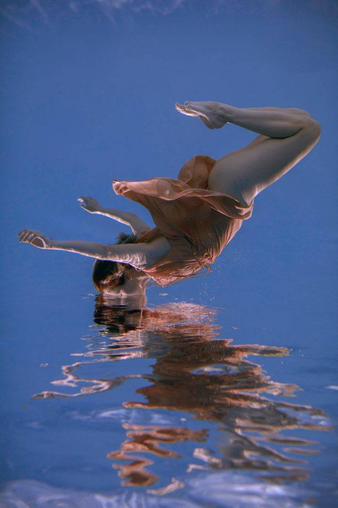 Фотография: Чувственная подводная фотография Марты Сирко №6 - BigPicture.ru