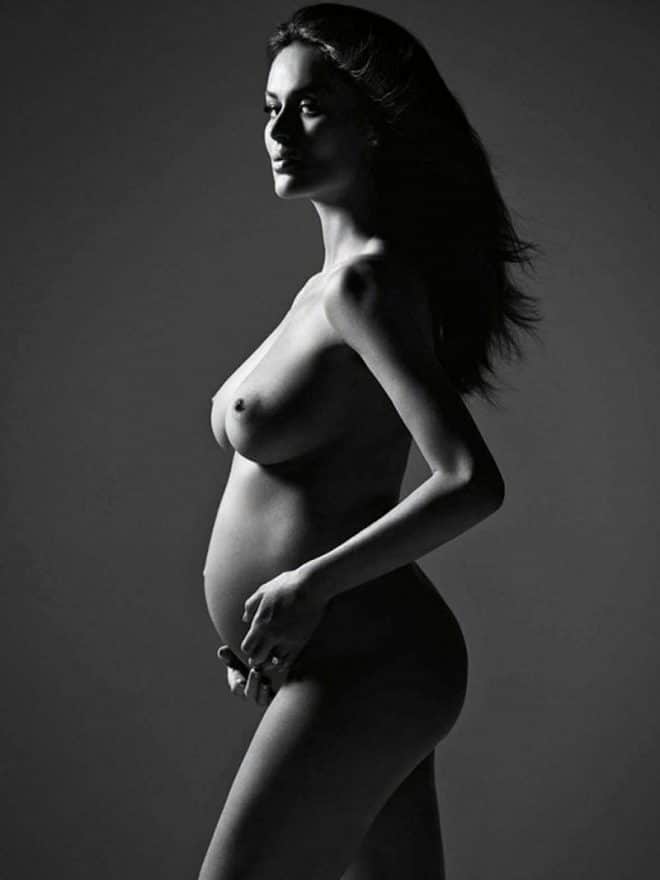 Фотография: 40 фото беременных супермоделей №35 - BigPicture.ru
