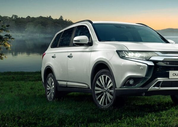 Новинка от Mitsubishi — гибрид с характером