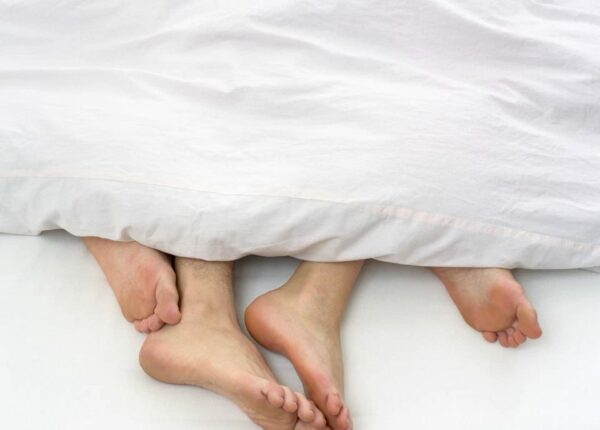 В чем спать? Как правильный выбор пижамы влияет на сон и здоровье