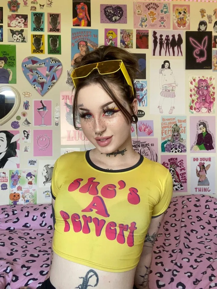 Молодая проститутка - смотреть русское порно видео онлайн