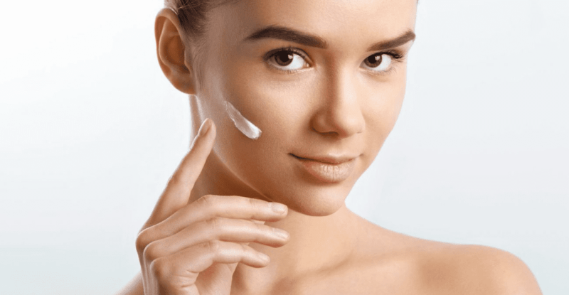 Фотография: Идеальный макияж: как правильно нанести тональный крем №3 - BigPicture.ru
