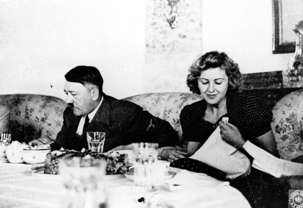 Фотография: Каждый прием пищи как последний: история Марго Вёльк - дегустатора Гитлера №2 - BigPicture.ru