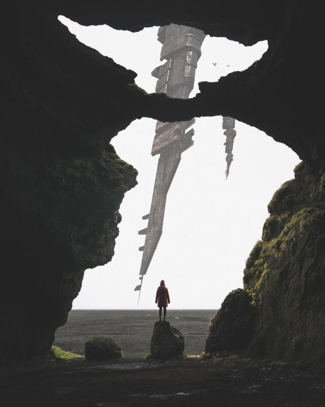 Фотография: Как пришельцы высадились в Исландии: сюрреалистические фантазии Сиггейра Хафстейнссона №4 - BigPicture.ru