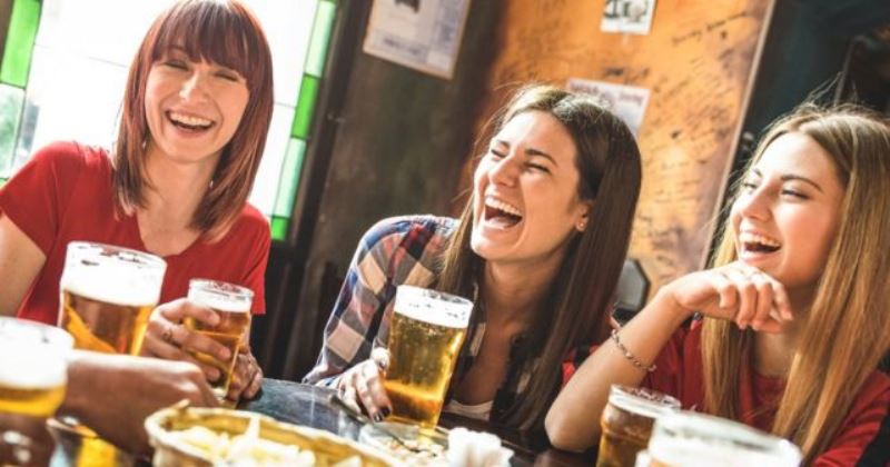 Фотография: Немецкие ученые объяснили, почему пиво помогает нам стать счастливее №1 - BigPicture.ru