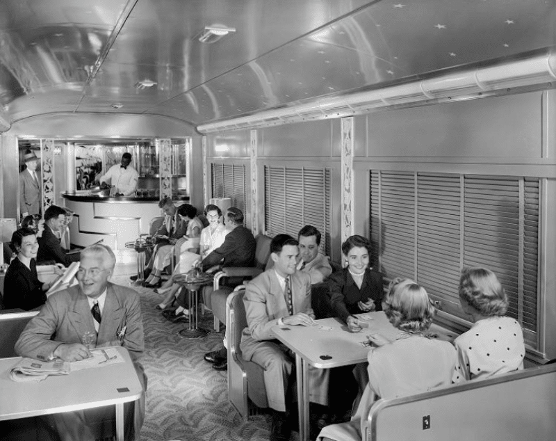 Фотография: Уют и роскошь на рельсах: вот как путешествия на поезде в США выглядели в 1950-е годы №14 - BigPicture.ru
