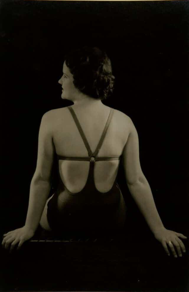 Фотография: Как выглядели женские купальники от модного дизайнера 1930-х годов №11 - BigPicture.ru