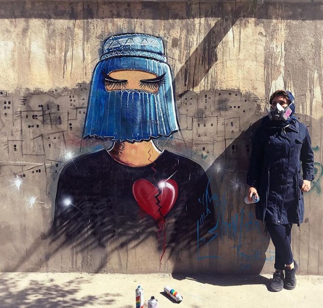 Фотография: Женщины и война: трогательные работы первой граффитистки Афганистана Шамсии Хассани №3 - BigPicture.ru