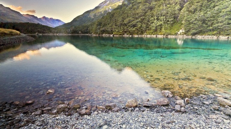 Фотография: Голубое озеро Нельсон – самое чистое в мире №4 - BigPicture.ru