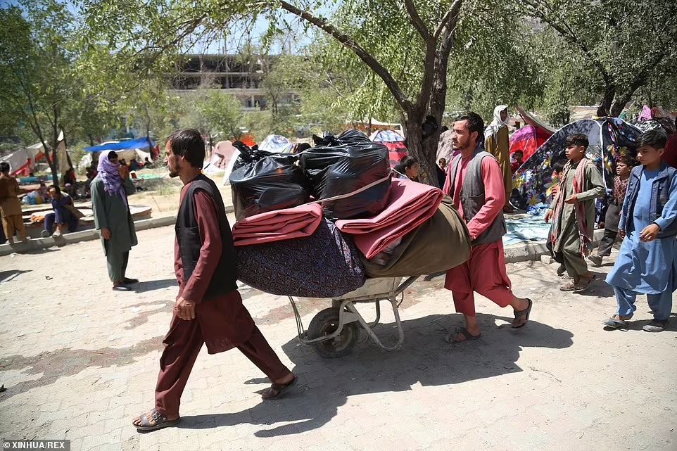 Фотография: Сеющие смерть: талибы хозяйничают в афганских городах и силой забирают девушек в сексуальное рабство №11 - BigPicture.ru
