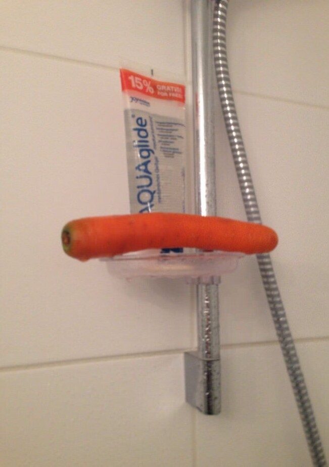 Фотография: 22 самых странных предмета, которые обнаружили в ванной комнате №2 - BigPicture.ru