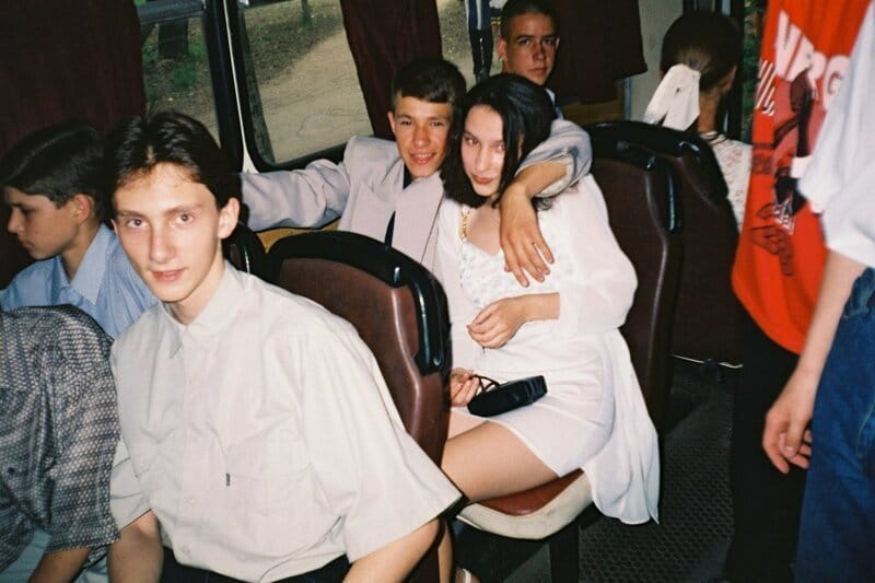 Фотография: От школьниц до жриц любви: как выглядели девушки в 90-х №5 - BigPicture.ru