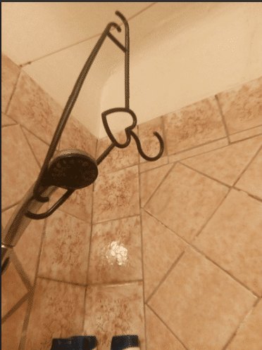 Фотография: 22 самых странных предмета, которые обнаружили в ванной комнате №13 - BigPicture.ru