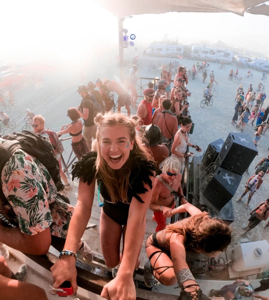 Фотография: Эйфория посреди пустыни: Горячие откровения участников фестиваля Burning Man №12 - BigPicture.ru