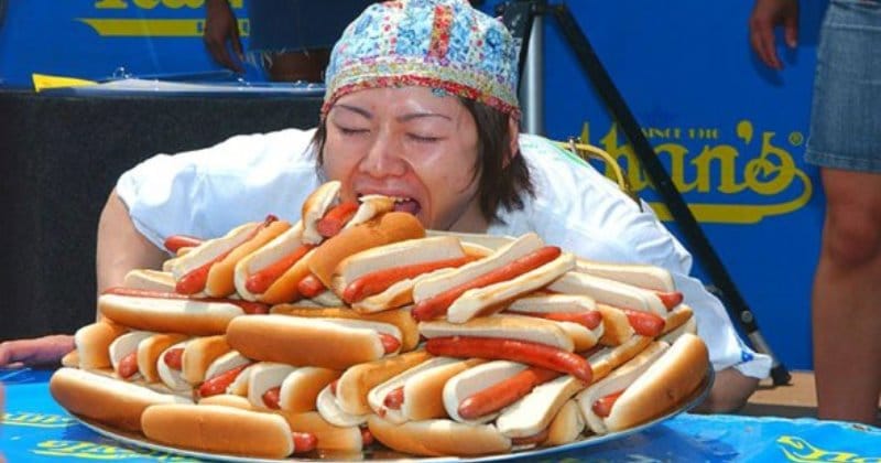 Фотография: Ученые рассчитали, что хот-дог отнимает у нас 36 минут жизни, но его можно нейтрализовать №1 - BigPicture.ru