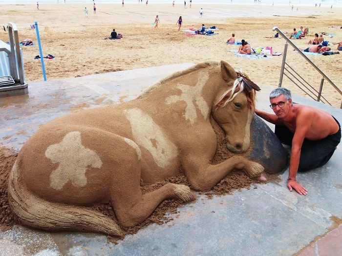 Фотография: Скульптор Андони Бастаррика и его удивительные, но недолговечные творения из песка №2 - BigPicture.ru