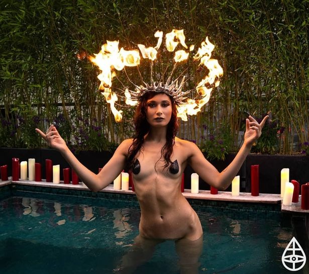 Фотография: Участница элитного секс-клуба Snctm рассказала, что происходит на запретных вечеринках №2 - BigPicture.ru