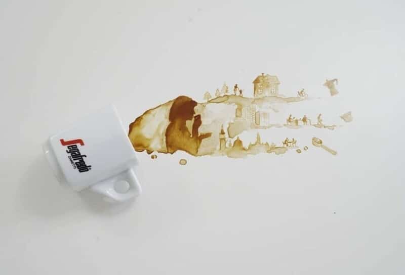 Фотография: Итальянская художница Джулия Бернарделли превратила пролитый кофе в искусство №8 - BigPicture.ru