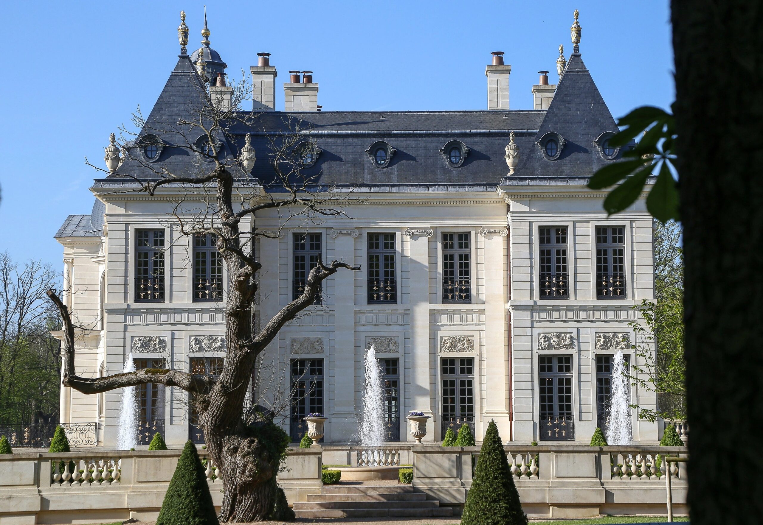 Фотография: Французский замок аравийского принца - самый роскошный особняк в мире №9 - BigPicture.ru