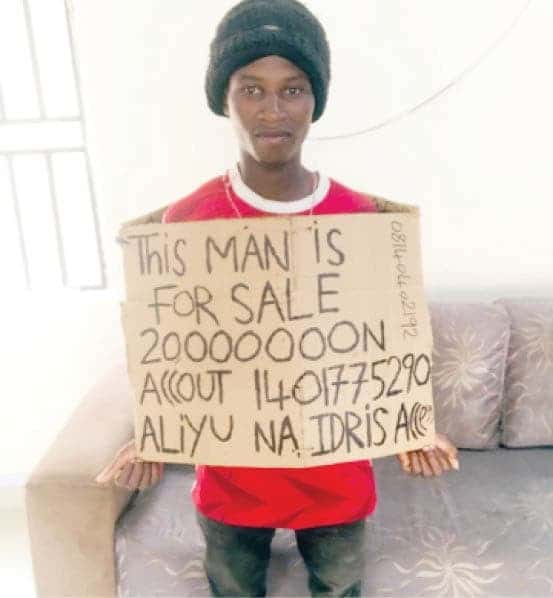 Фотография: Продажная душа: молодой нигериец пытался продать себя за 50 000 долларов и был арестован №2 - BigPicture.ru