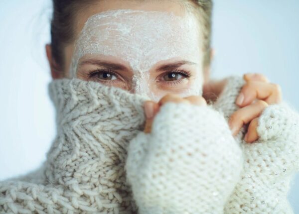Зима, холода, треснувшая губа — 8 советов по уходу за кожей в холодное время года
